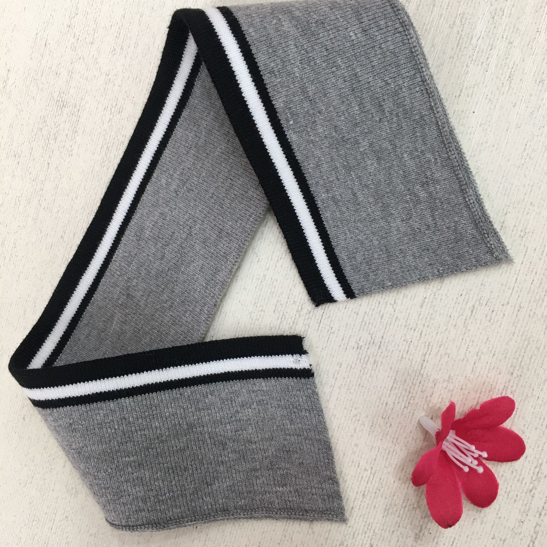 1x1 knitted lace fabric, 32-count, flat knitting machine ribbed fabric for clothing collars, hems, cuffs, and ruffled wide lace trim.