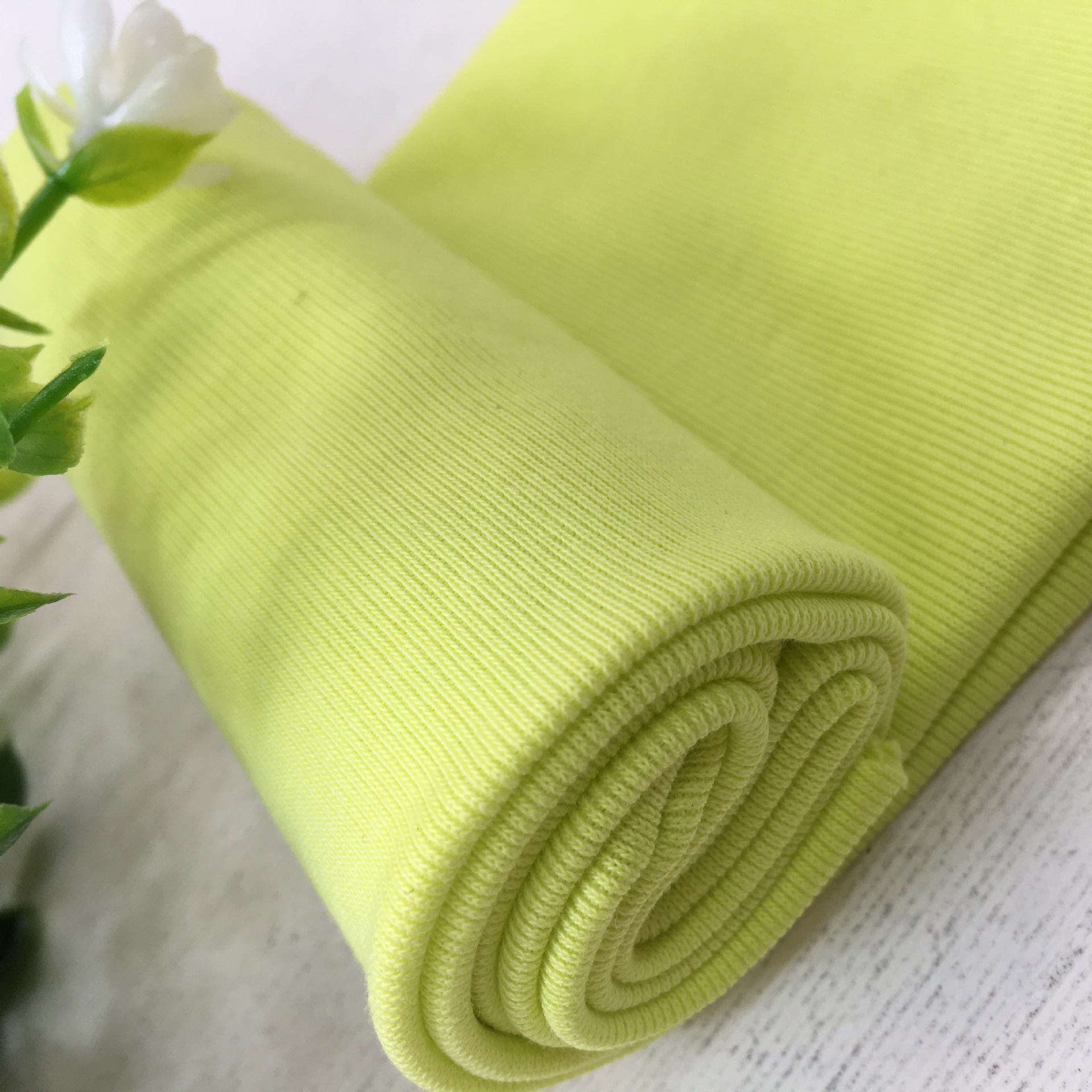 270g Solona T-shirt fabric, cotton blend with silk, ribbed collar, short-sleeved, spring/summer wear, reinforced collar and cuffs, premium cotton.
