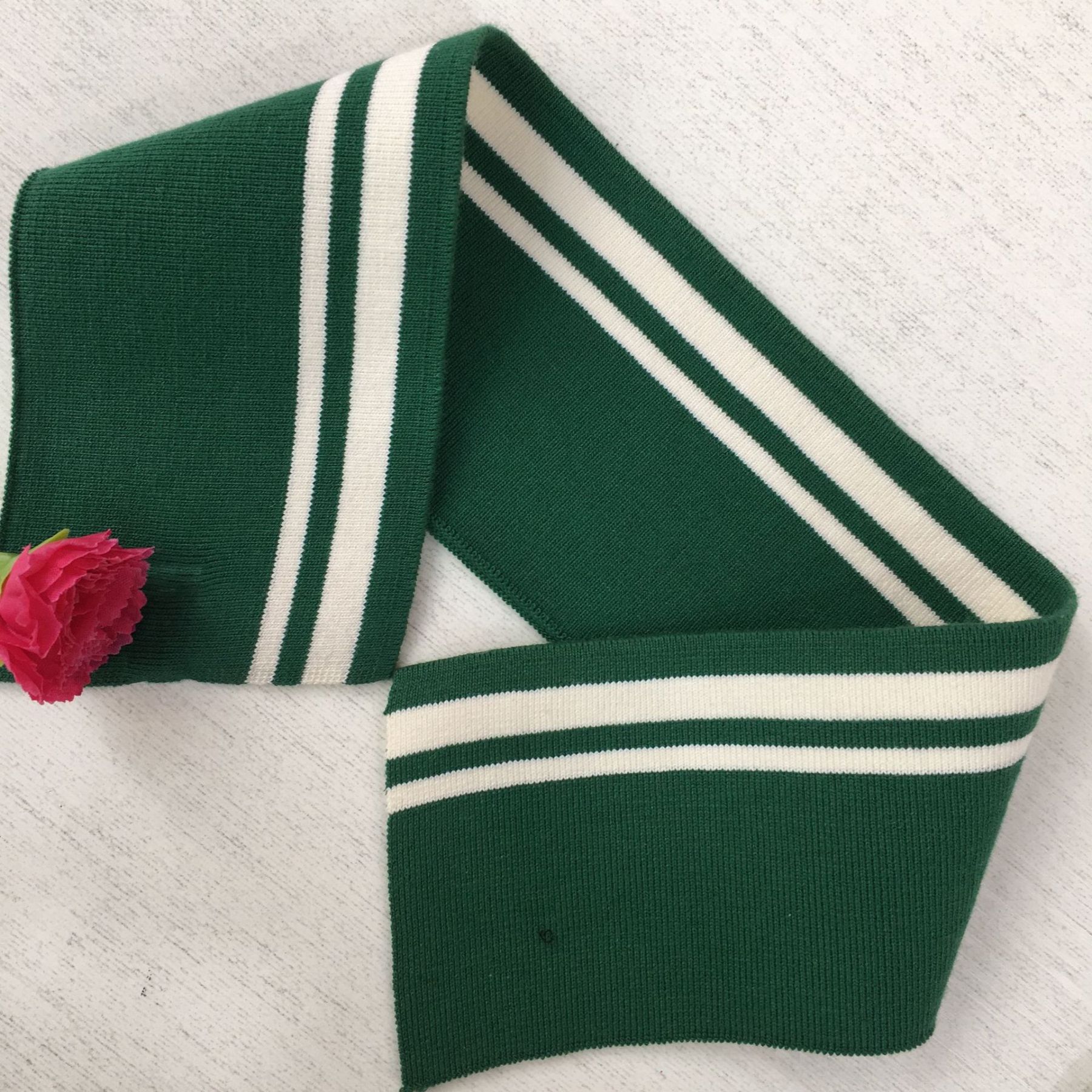 1x1 knitted lace fabric, 32-count, flat knitting machine ribbed fabric for clothing collars, hems, cuffs, and ruffled wide lace trim.