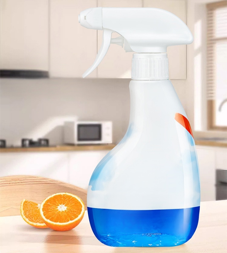 Čistící prostředek pro celkovou čistotu domu.