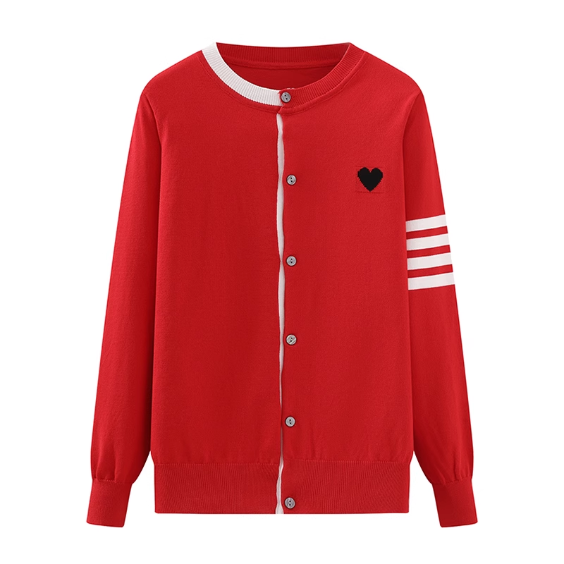 Sweter z dzianiny w kolorowe serca