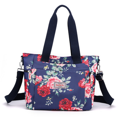 Nagy kapacitású női válltáska