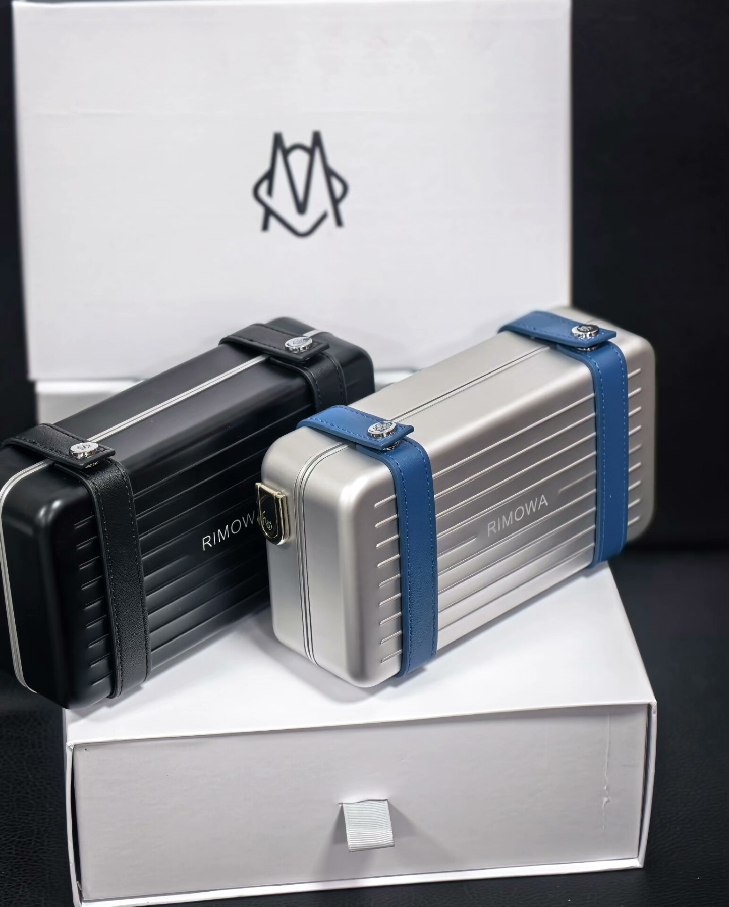 Luxury Cigar Travel Case – No Hygrometer RIMOWA Style Portable Box (Pre-Order, Partial Styles Ship in 30 Days)