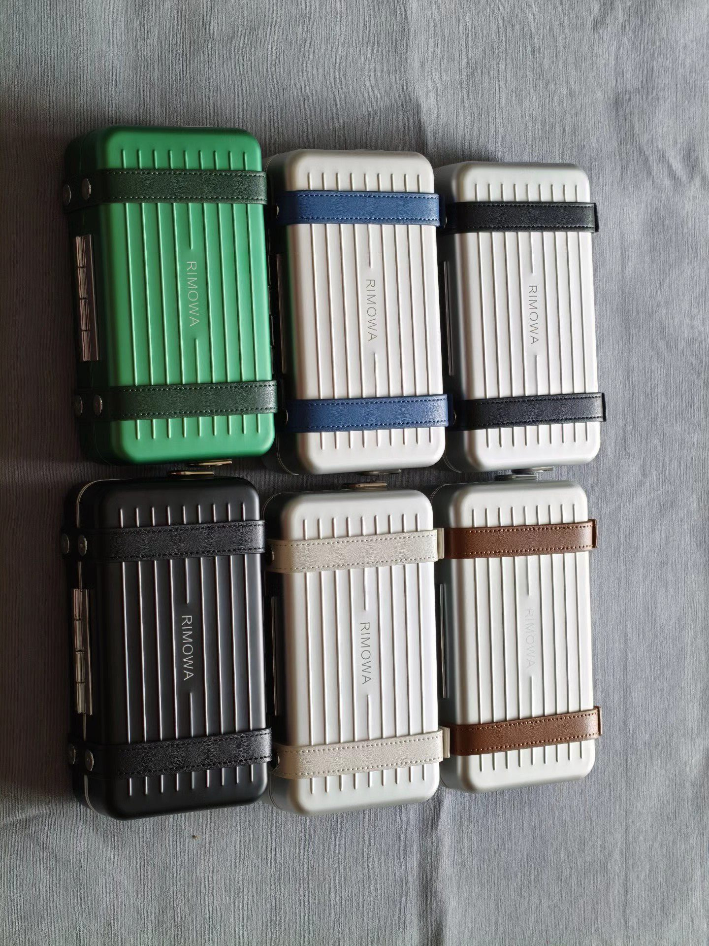 Luxury Cigar Travel Case – With Hygrometer RIMOWA Style Portable Box (Pre-Order, Partial Styles Ship in 30 Days)