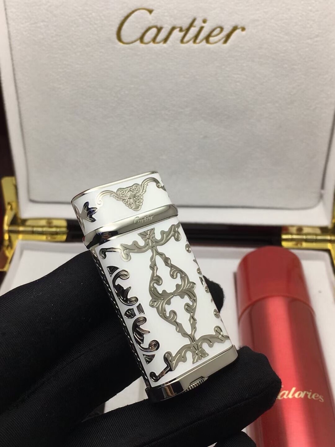 Cartier Lighter White & Silver Vintage Baroque Scroll Edition