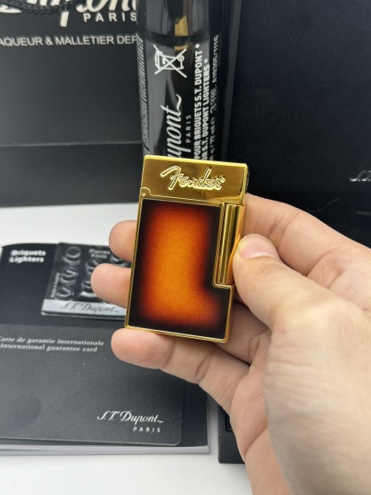 ST Dupont Dual Flame Fender Rock Tribute Gradient Brass Lighter