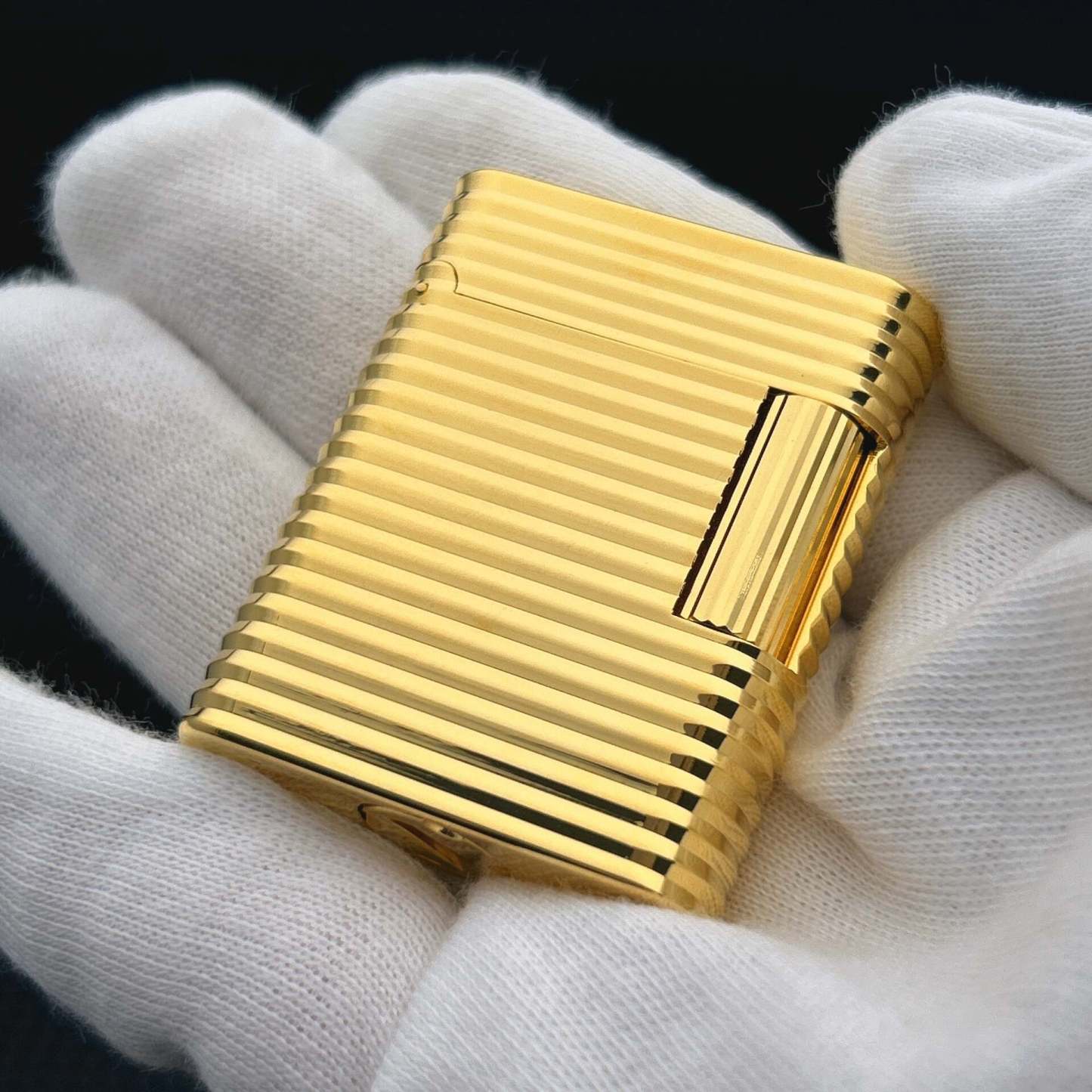 ST Dupont L1 Small Size Gold Horizontal Line Pattern Lighter With Gift Box