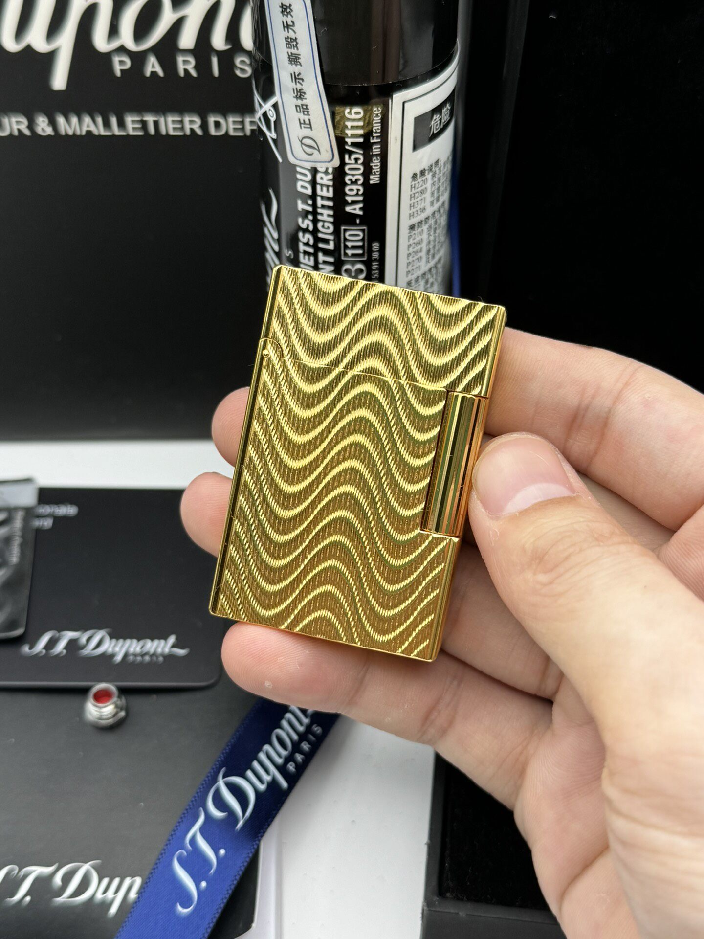 ST Dupont Ligne 2 Small Gatsby Lighter Rose Gold Butane Lighter