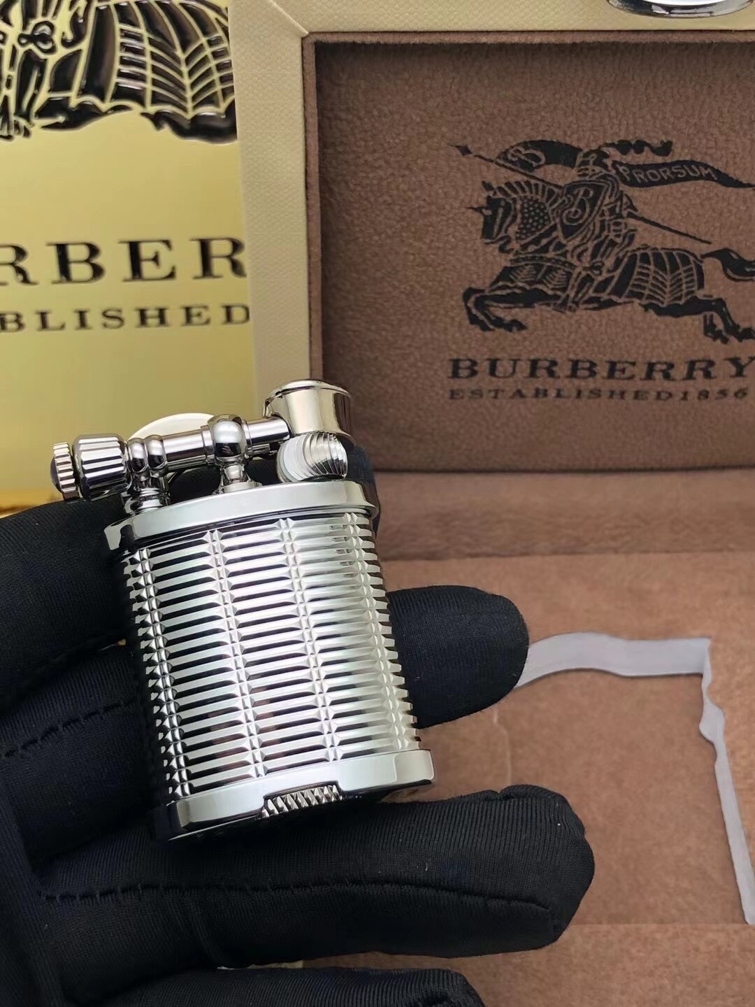 Burberry Style Vintage Kerosene Lighter – Solid Brass Luxury Lift Arm Design