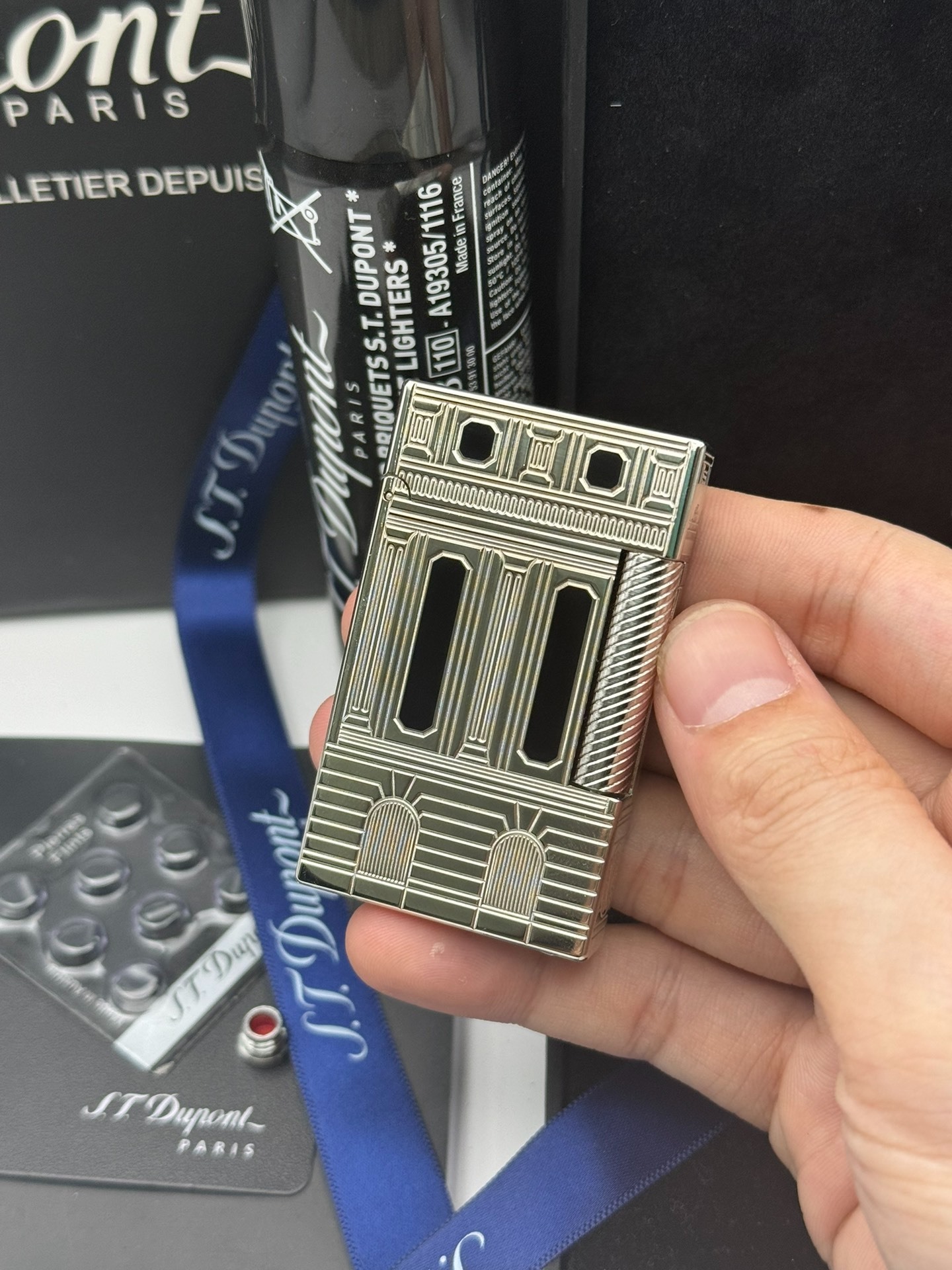 ST Dupont Ligne 2 Dual Flame Vendôme Column Limited Edition Brass Lighter