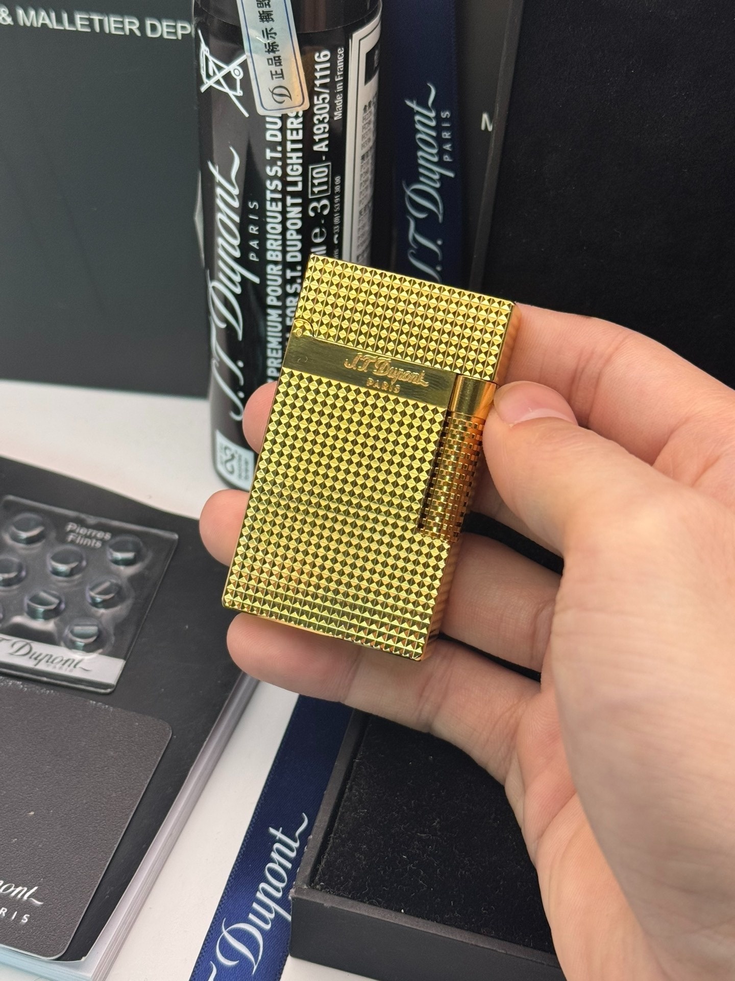 Le Grand Dupont Mixed Diamond Head Butane Gold Lighter | Torch & Soft Dual Flame