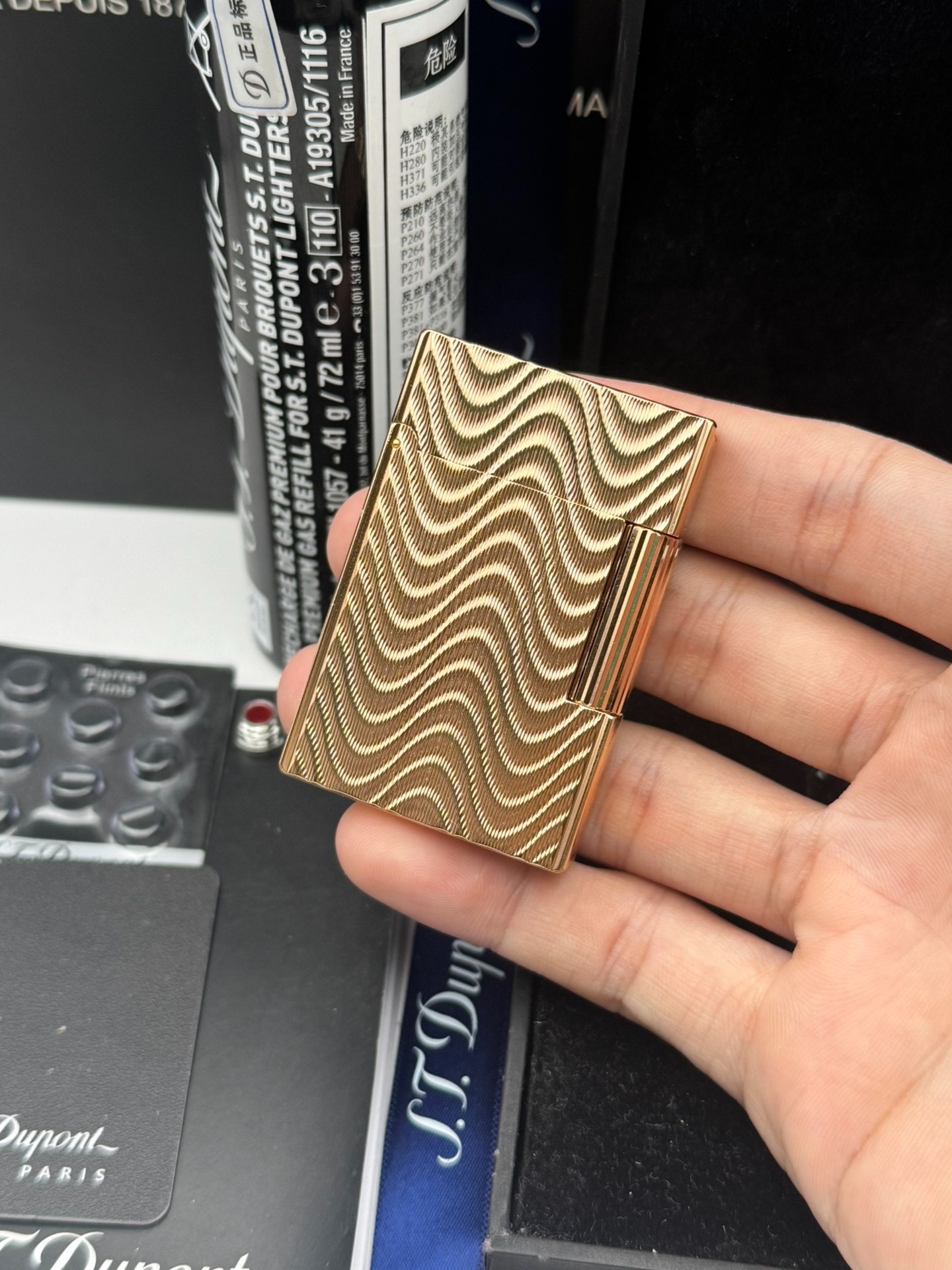 ST Dupont Ligne 2 Small Gatsby Lighter Rose Gold Butane Lighter