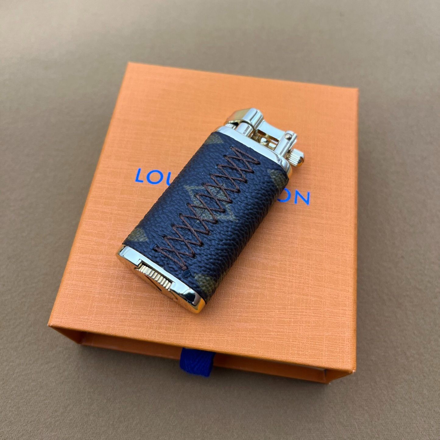 Vintage Kerosene Lighter – Brass Body Integrated Fuel Tank Design