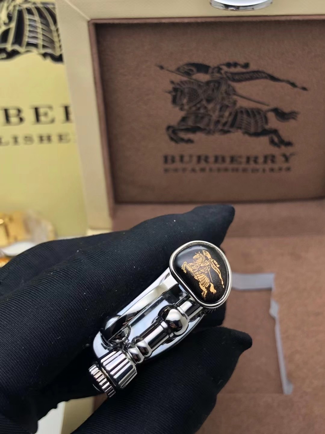 Burberry Style Vintage Kerosene Lighter – Solid Brass Luxury Lift Arm Design