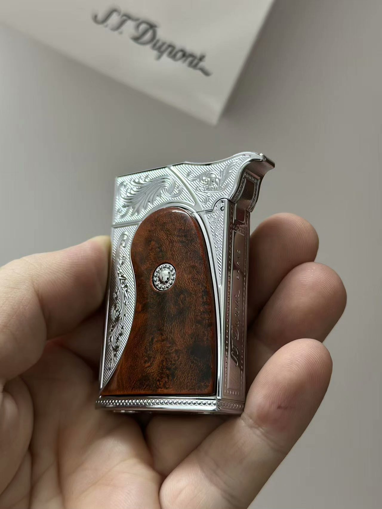 ST Dupont Ligne 2 Conquer the West Prestige Dual Flame Butane Lighter | 2026 Limited Edition