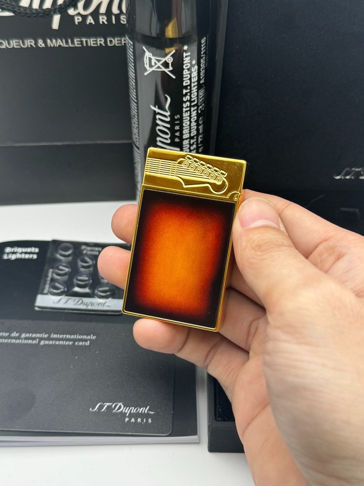 ST Dupont Dual Flame Fender Rock Tribute Gradient Brass Lighter