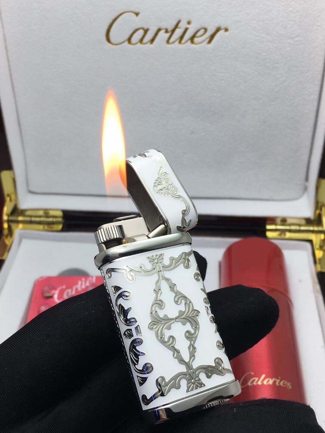 Cartier Lighter White & Silver Vintage Baroque Scroll Edition