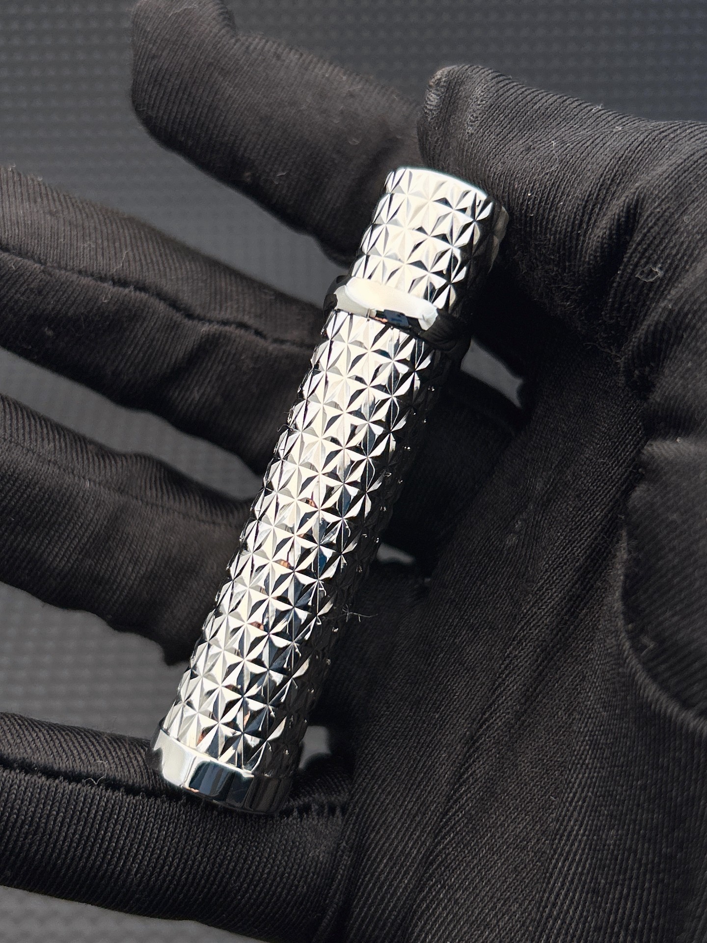 Cartier Lighter Silver Diamond Guilloche Edition With Gift Box