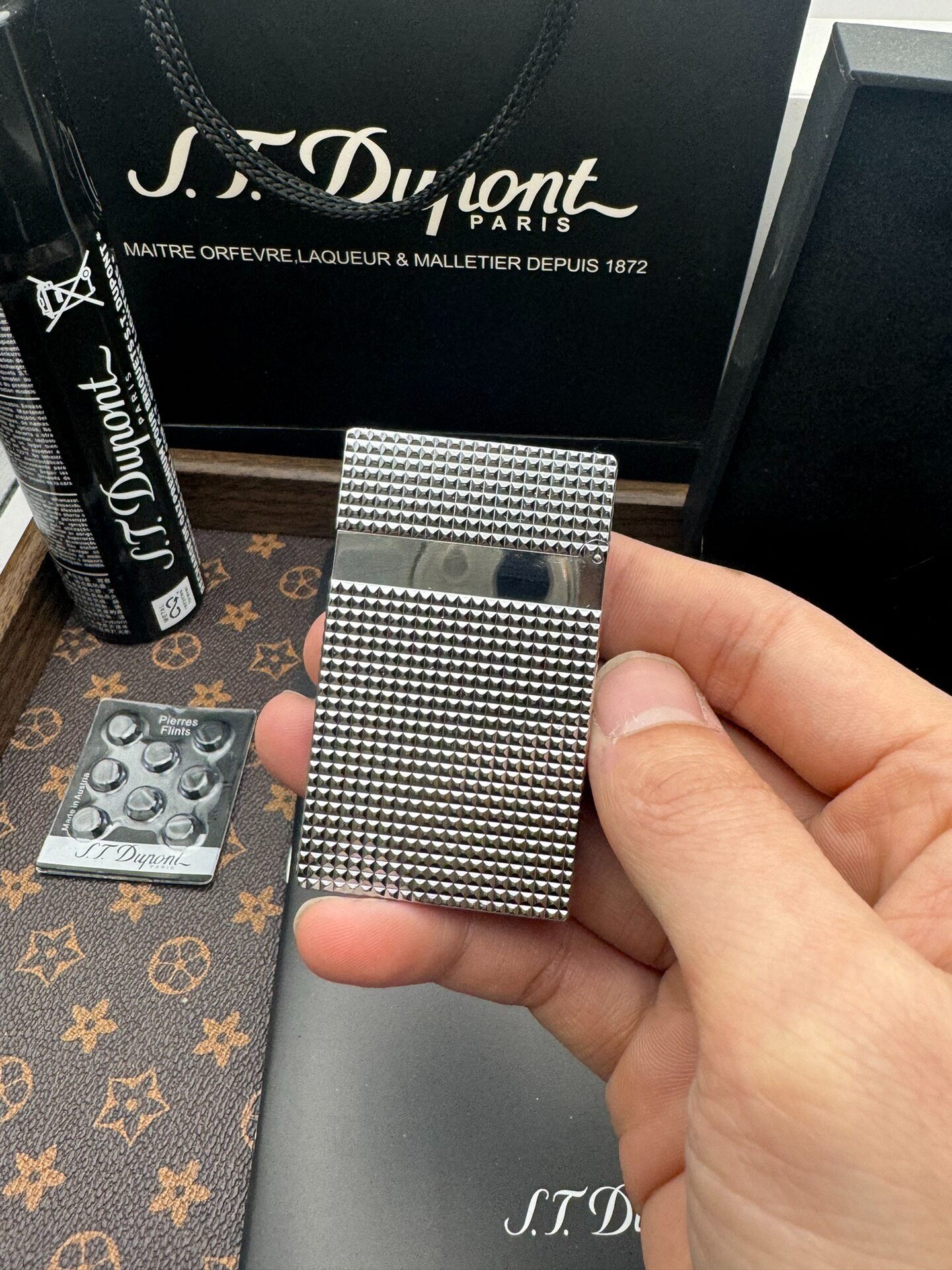ST Dupont Lattice Wide Edge Butane Lighter | Luxury Lighter