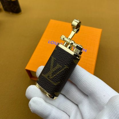 Vintage Kerosene Lighter – Brass Body Integrated Fuel Tank Design