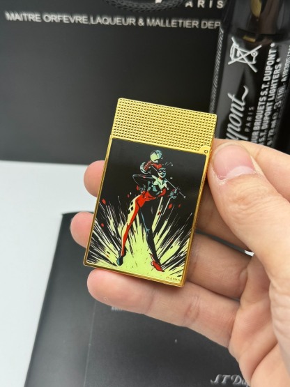 ST Dupont Ligne 2 Dual Flame Harley Quinn DC Limited Edition Lighter
