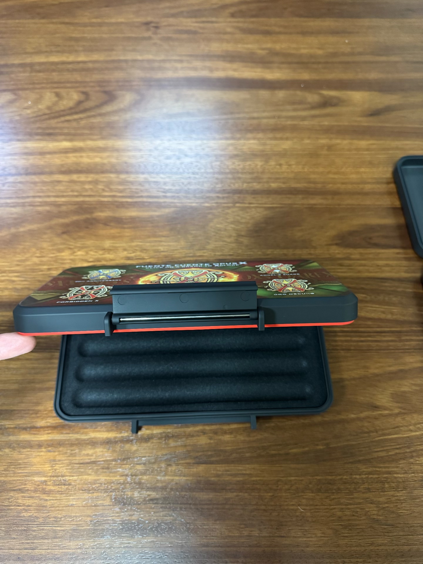Opus X Angel’s Share Collection 5-Cigar Travel Humidor Case | Waterproof Portable Cigar Storage Box