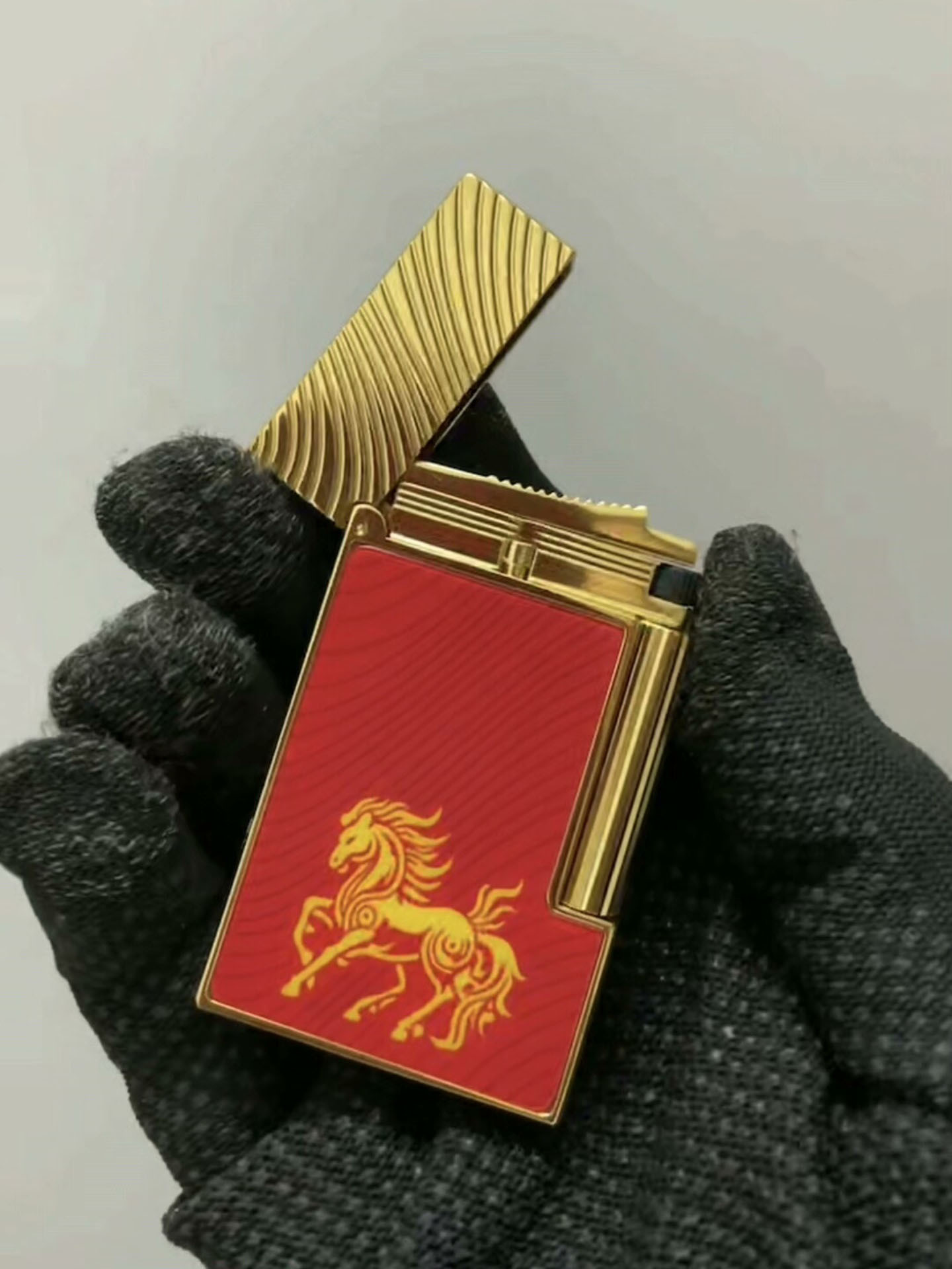 ST Dupont Ligne 2 Year of the Horse Red & Gold Limited Edition Lighter