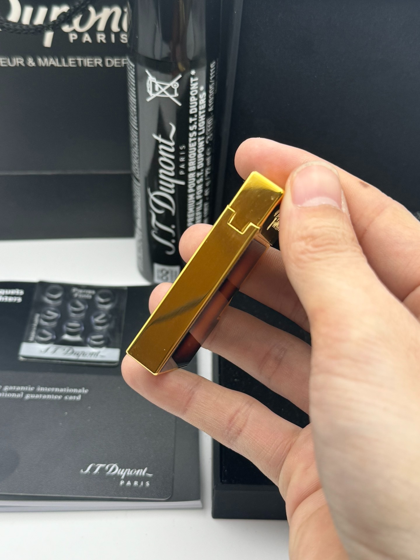 ST Dupont Dual Flame Fender Rock Tribute Gradient Brass Lighter