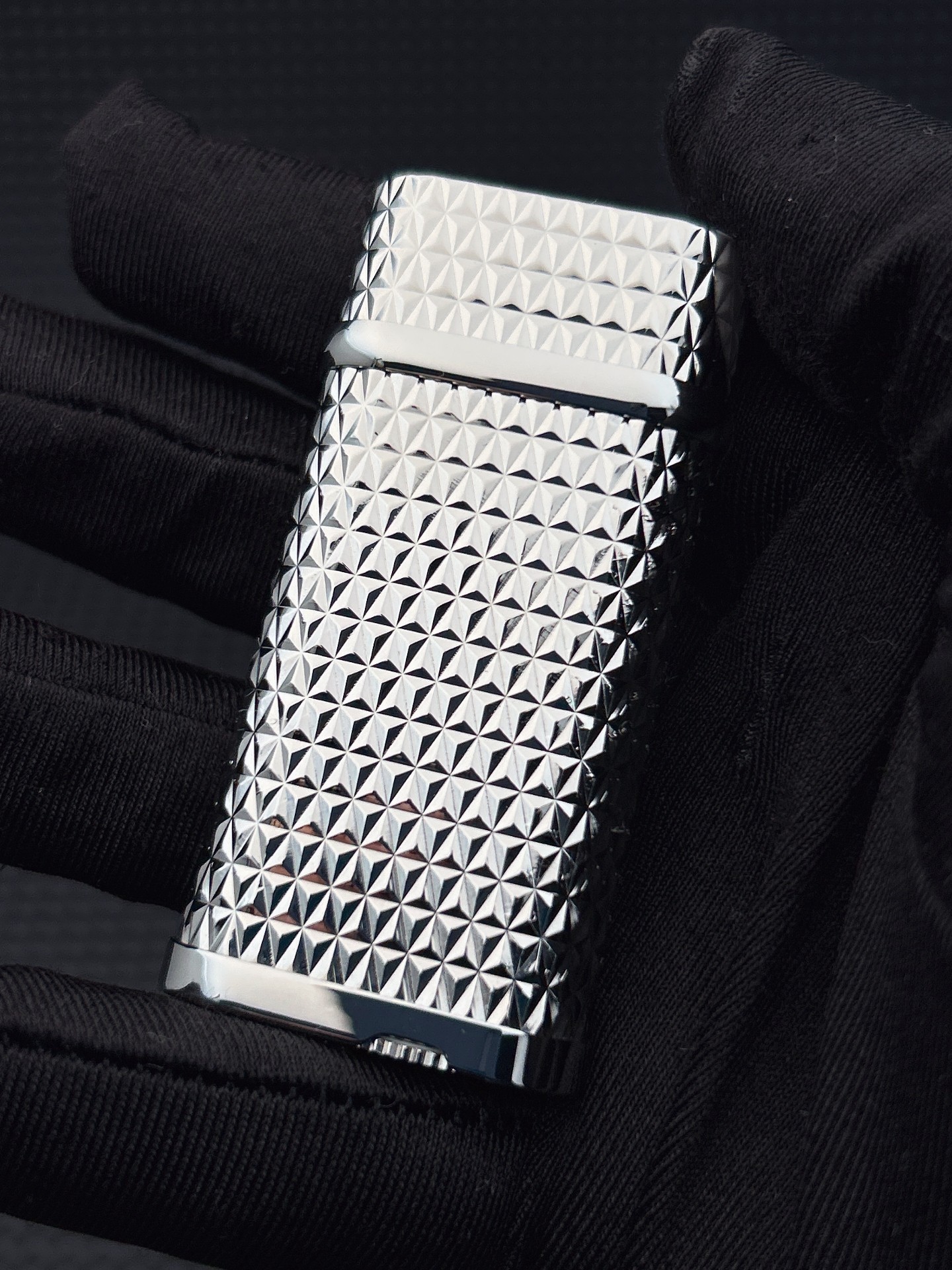 Cartier Lighter Silver Diamond Guilloche Edition With Gift Box