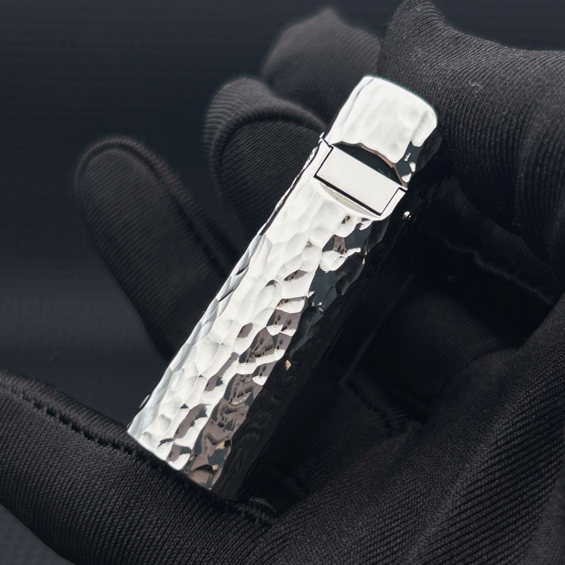 ST Dupont L1 Small Size Silver Meteor Hammered Finish Lighter With Gift Box