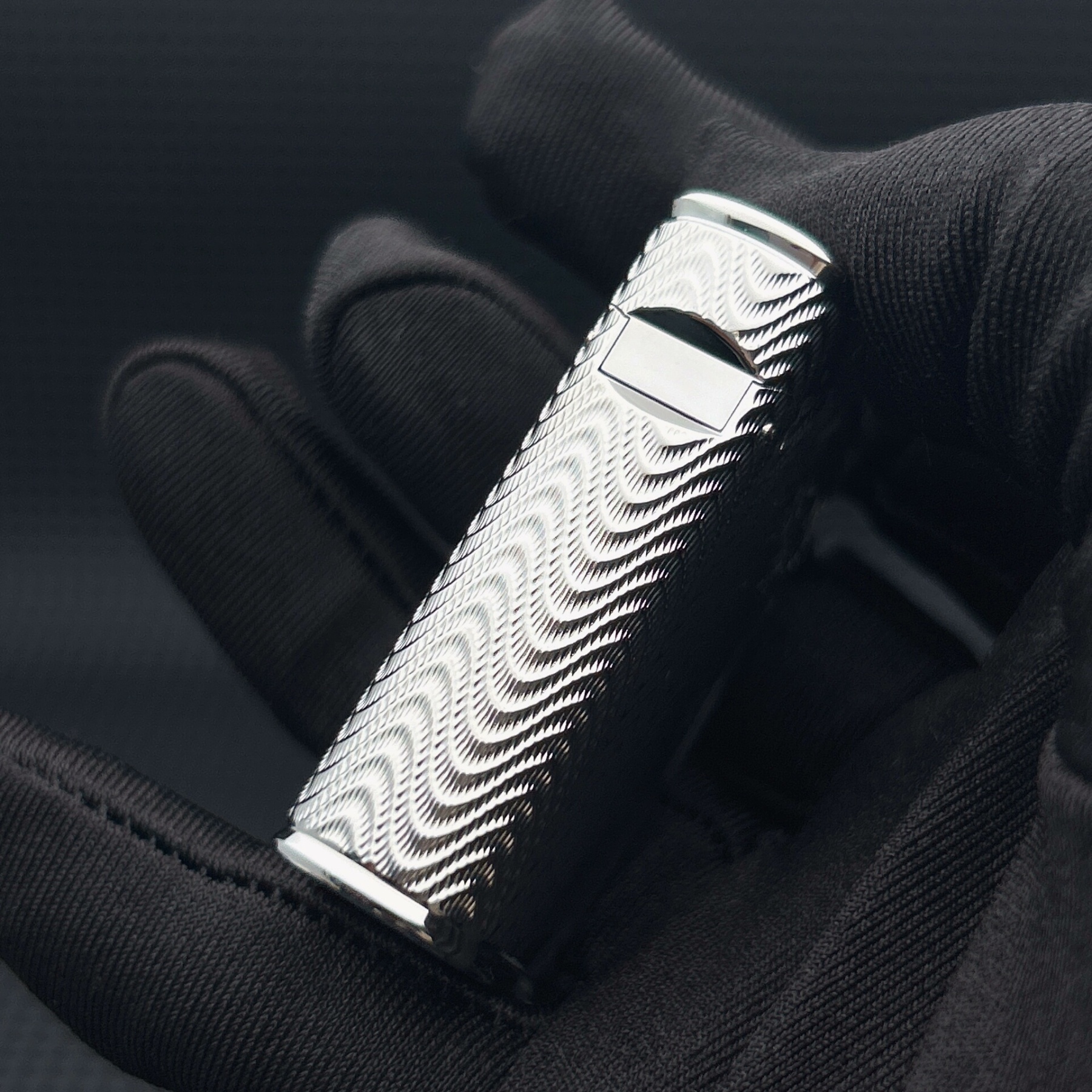 ST Dupont L1 Small Size Silver Wave Pattern Lighter With Gift Box