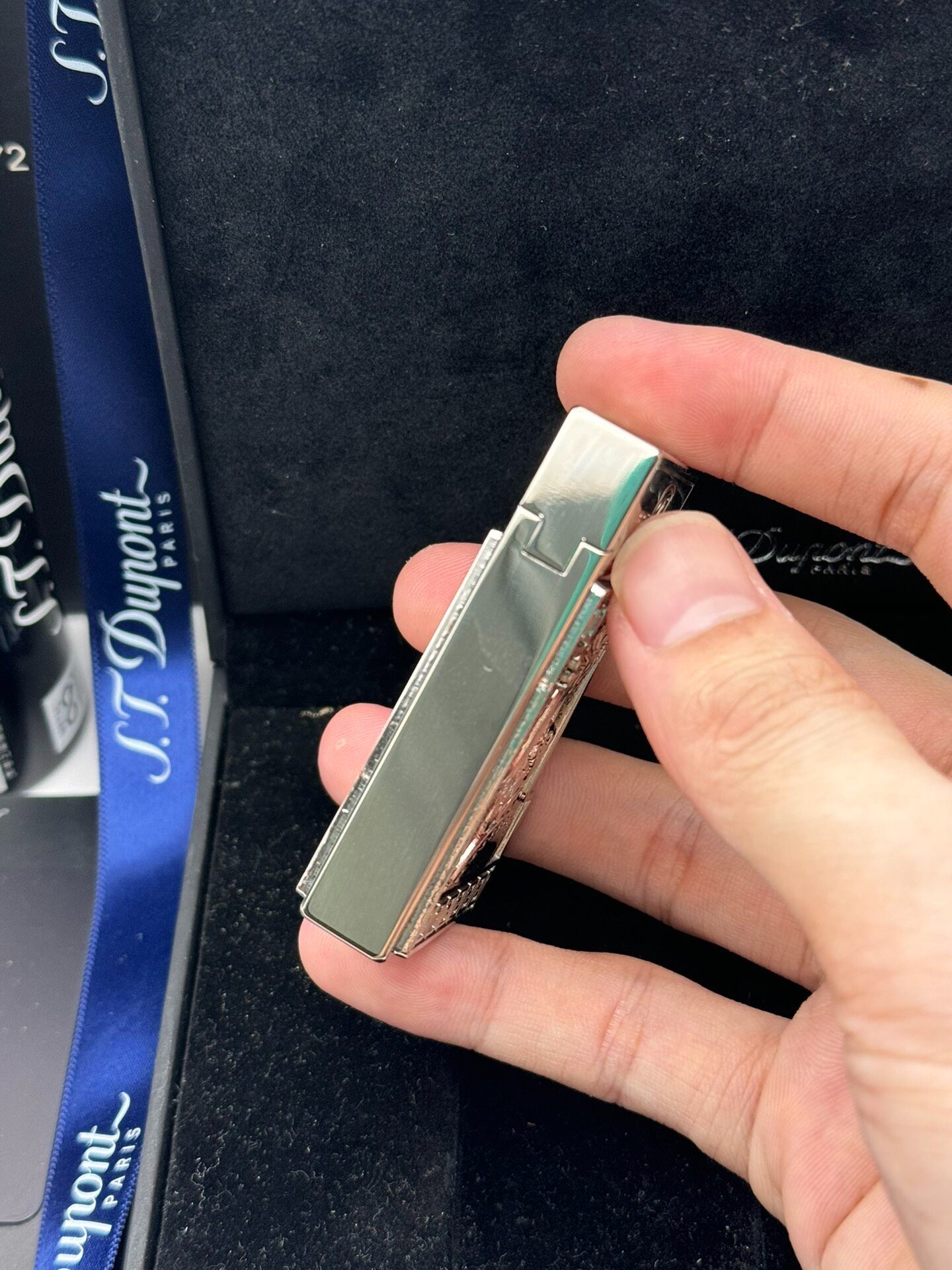 ST Dupont Ligne 2 Athena Relief Lacquer Double Flame Lighter Silver Limited Edition