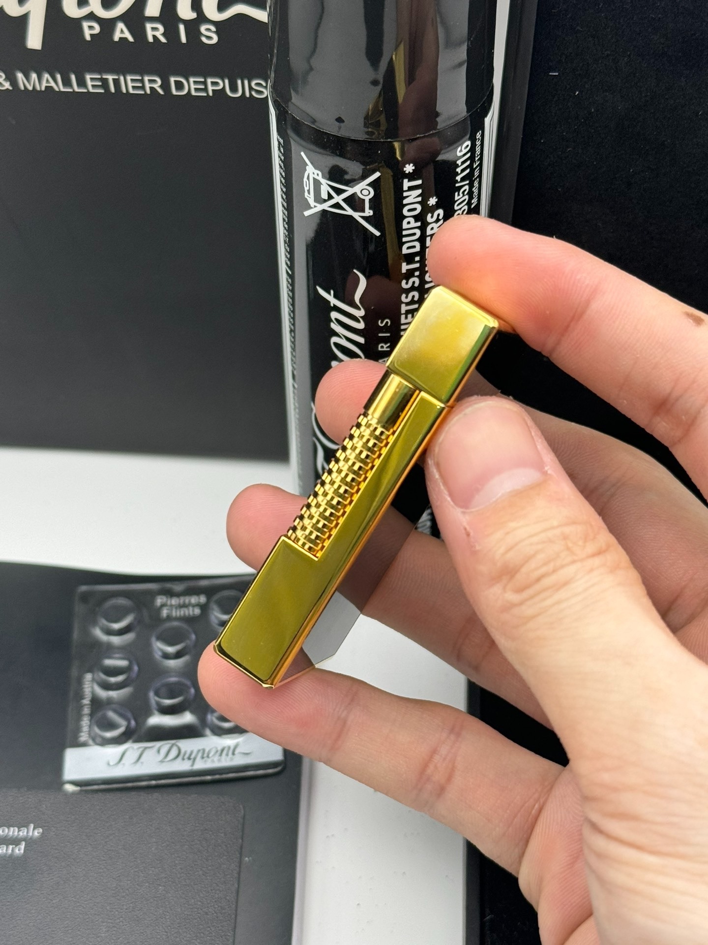 ST Dupont Ligne 2 Cohiba 55th Anniversary Black & Gold Lighter