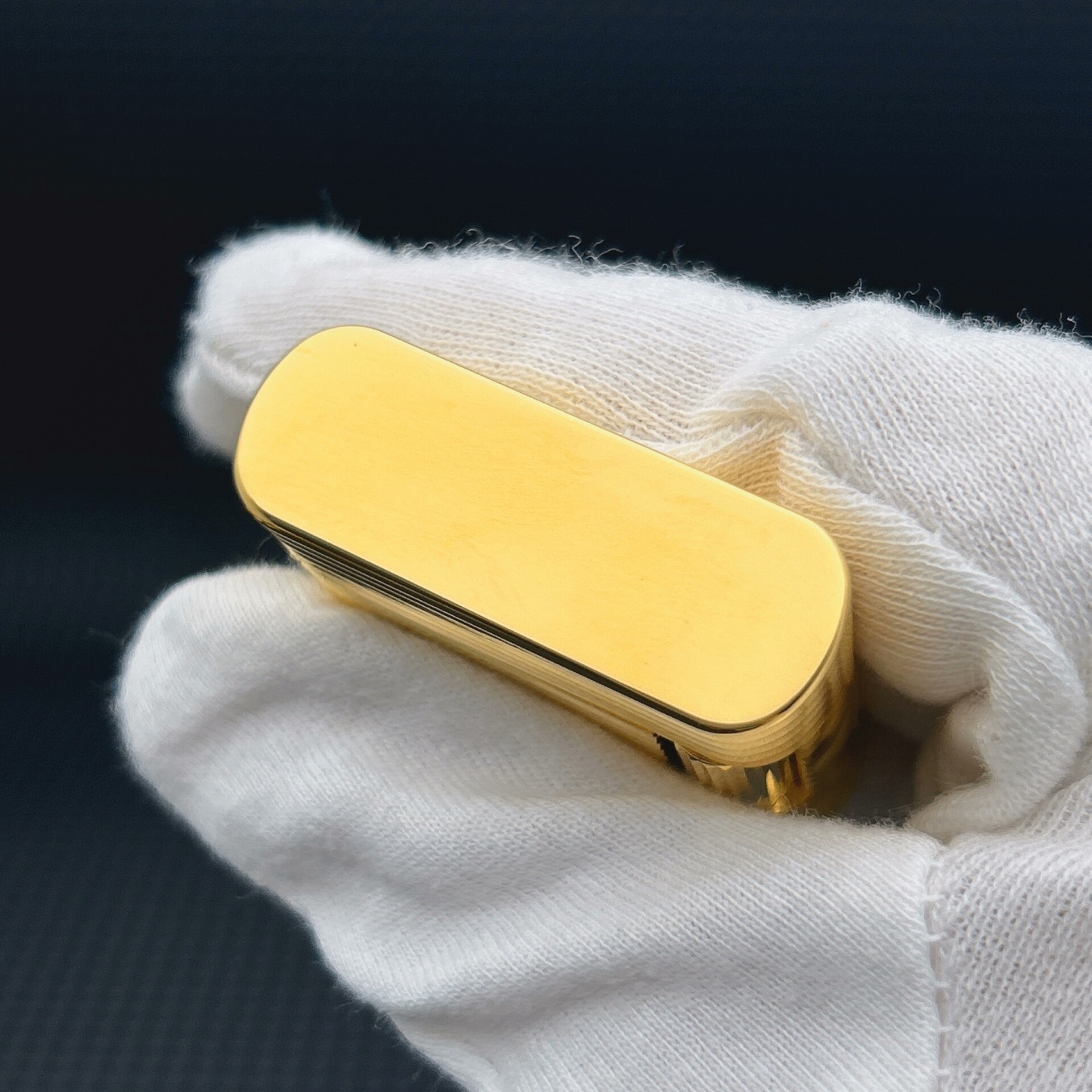 ST Dupont L1 Small Size Gold Horizontal Line Pattern Lighter With Gift Box