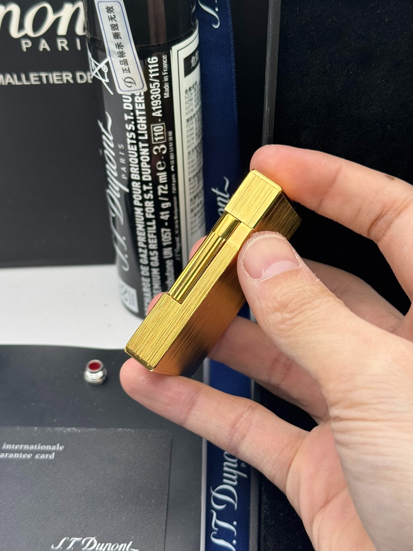 ST Dupont Ligne 2 Brushed Gold Lighter