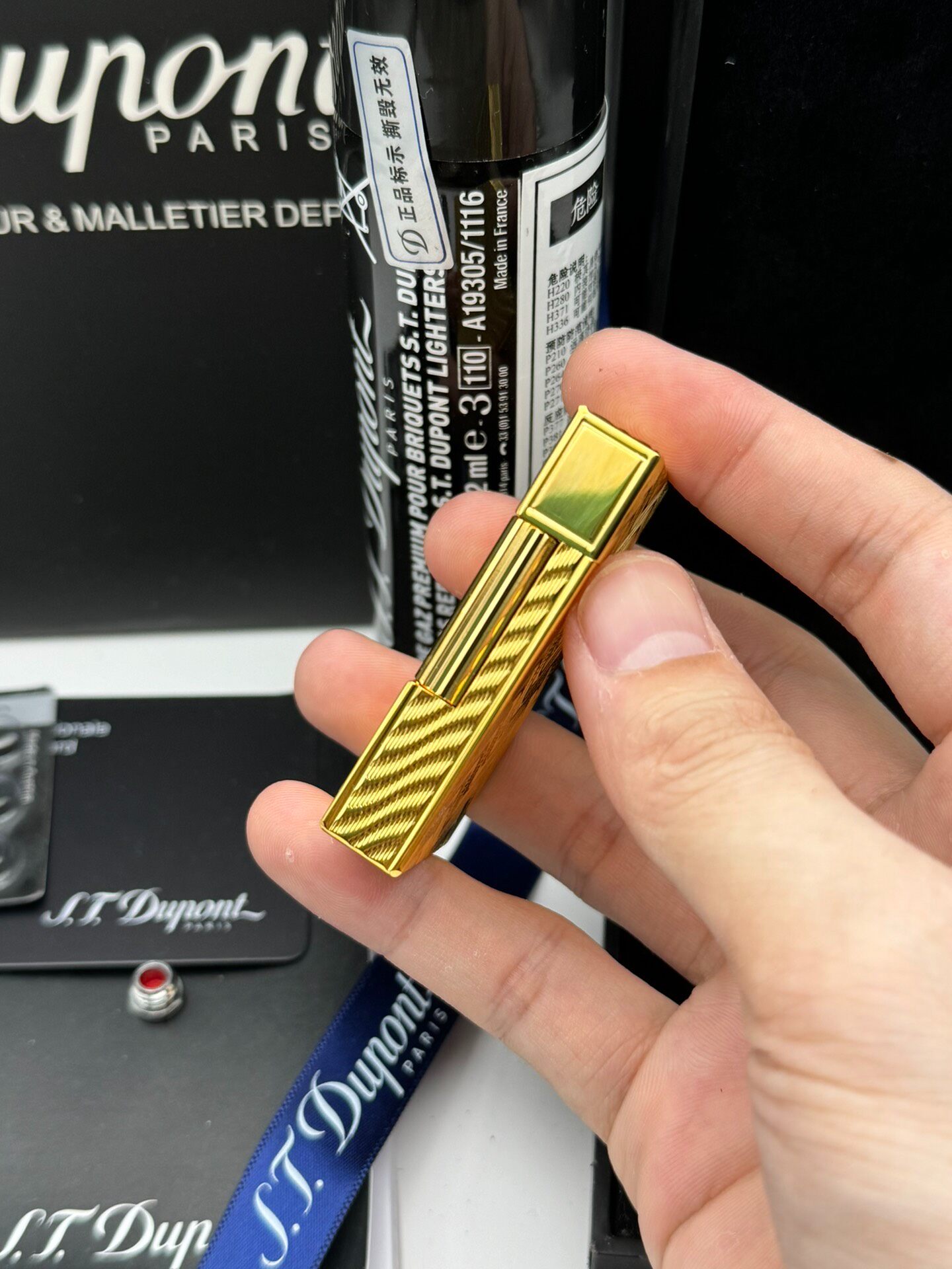 ST Dupont Ligne 2 Small Gatsby Lighter Rose Gold Butane Lighter