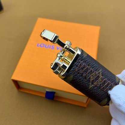 Vintage Kerosene Lighter – Brass Body Integrated Fuel Tank Design