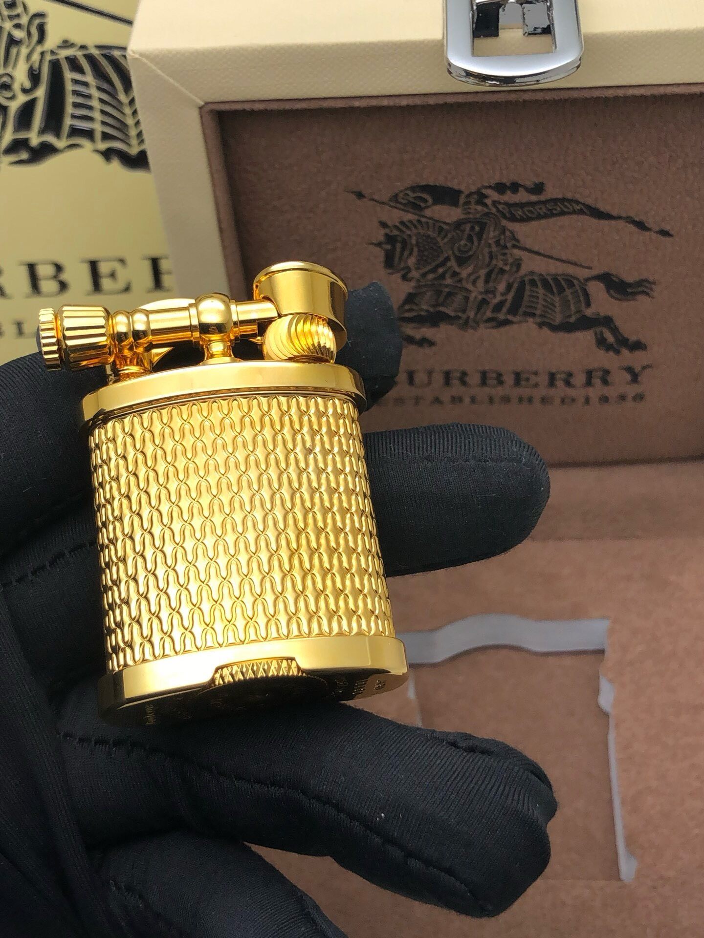 Burberry Style Vintage Kerosene Lighter – Solid Brass Lift Arm Design