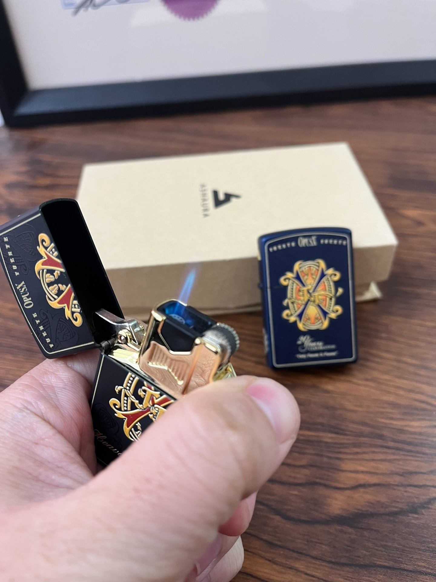 Fuente OpusX Switchable Soft Flame & Torch Butane Lighter