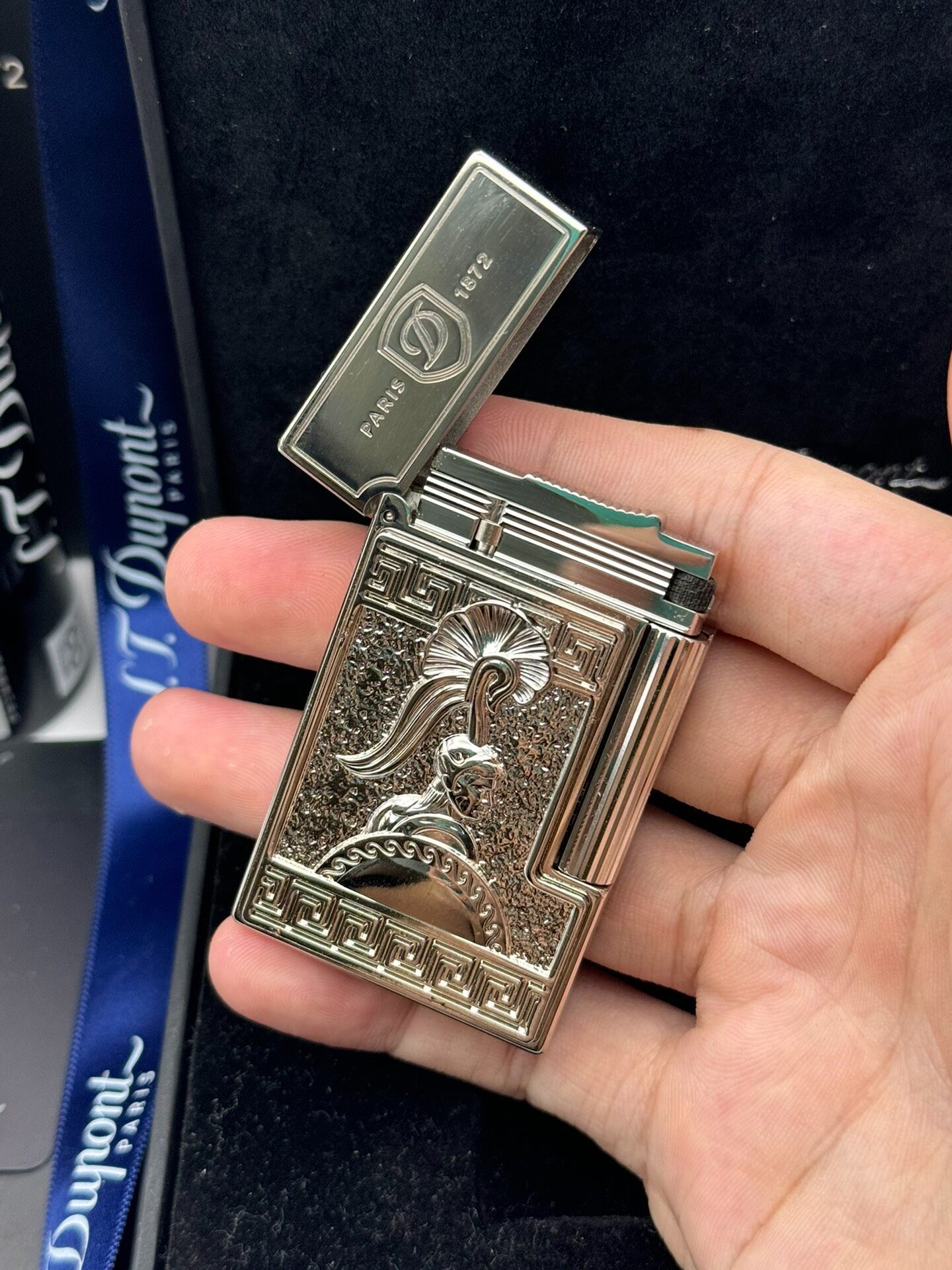 ST Dupont Ligne 2 Athena Relief Lacquer Double Flame Lighter Silver Limited Edition