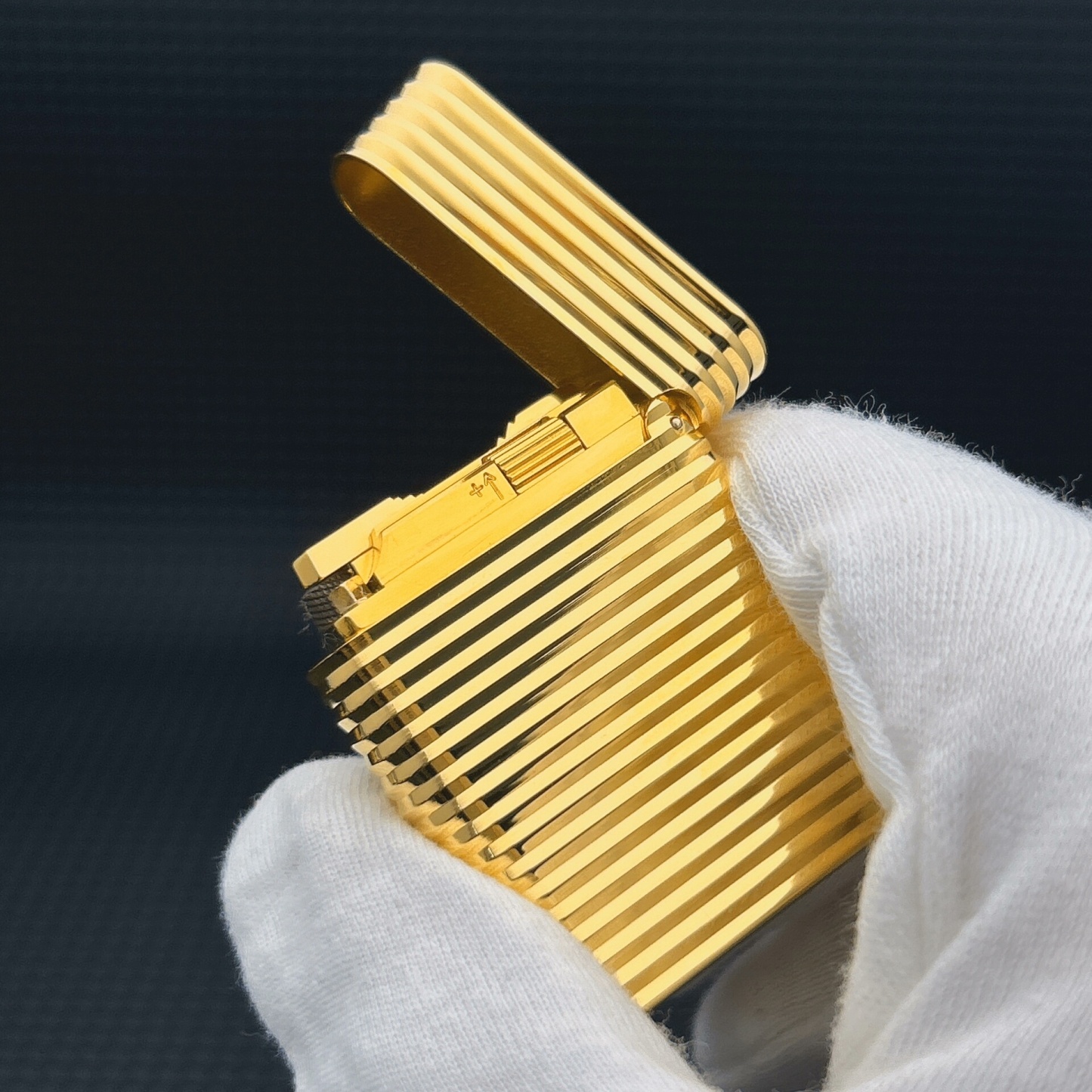 ST Dupont L1 Small Size Gold Horizontal Line Pattern Lighter With Gift Box