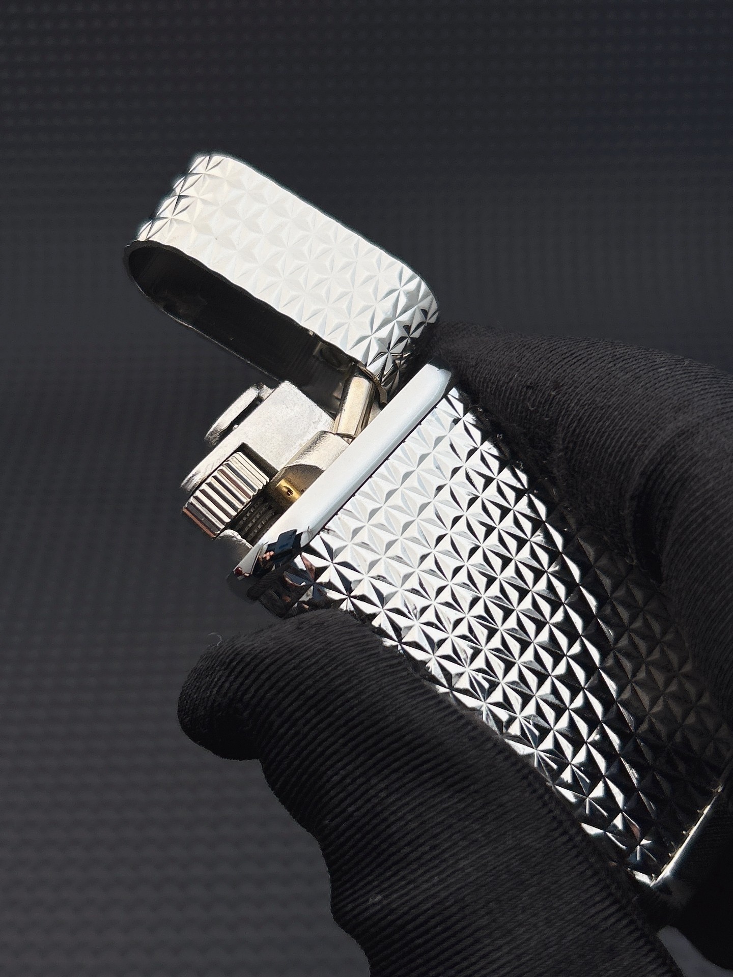 Cartier Lighter Silver Diamond Guilloche Edition With Gift Box