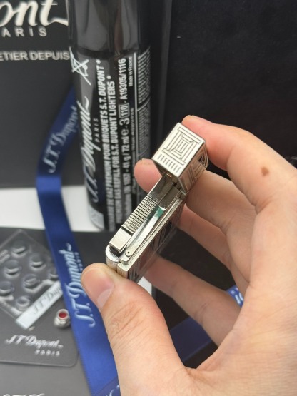 ST Dupont Ligne 2 Dual Flame Vendôme Column Limited Edition Brass Lighter