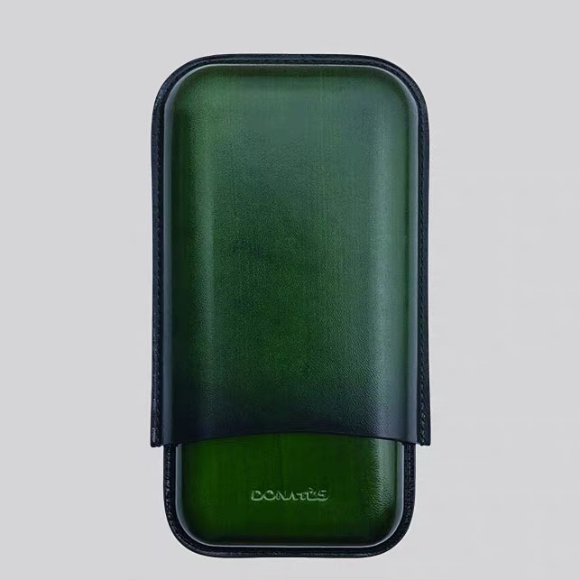 DONATUS Gradient Vegetable-Tanned Leather 3-Cigar Travel Case | Luxury Edition