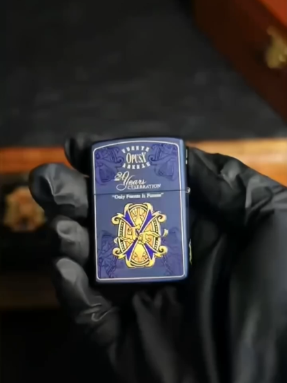 Fuente OpusX Switchable Soft Flame & Torch Butane Lighter