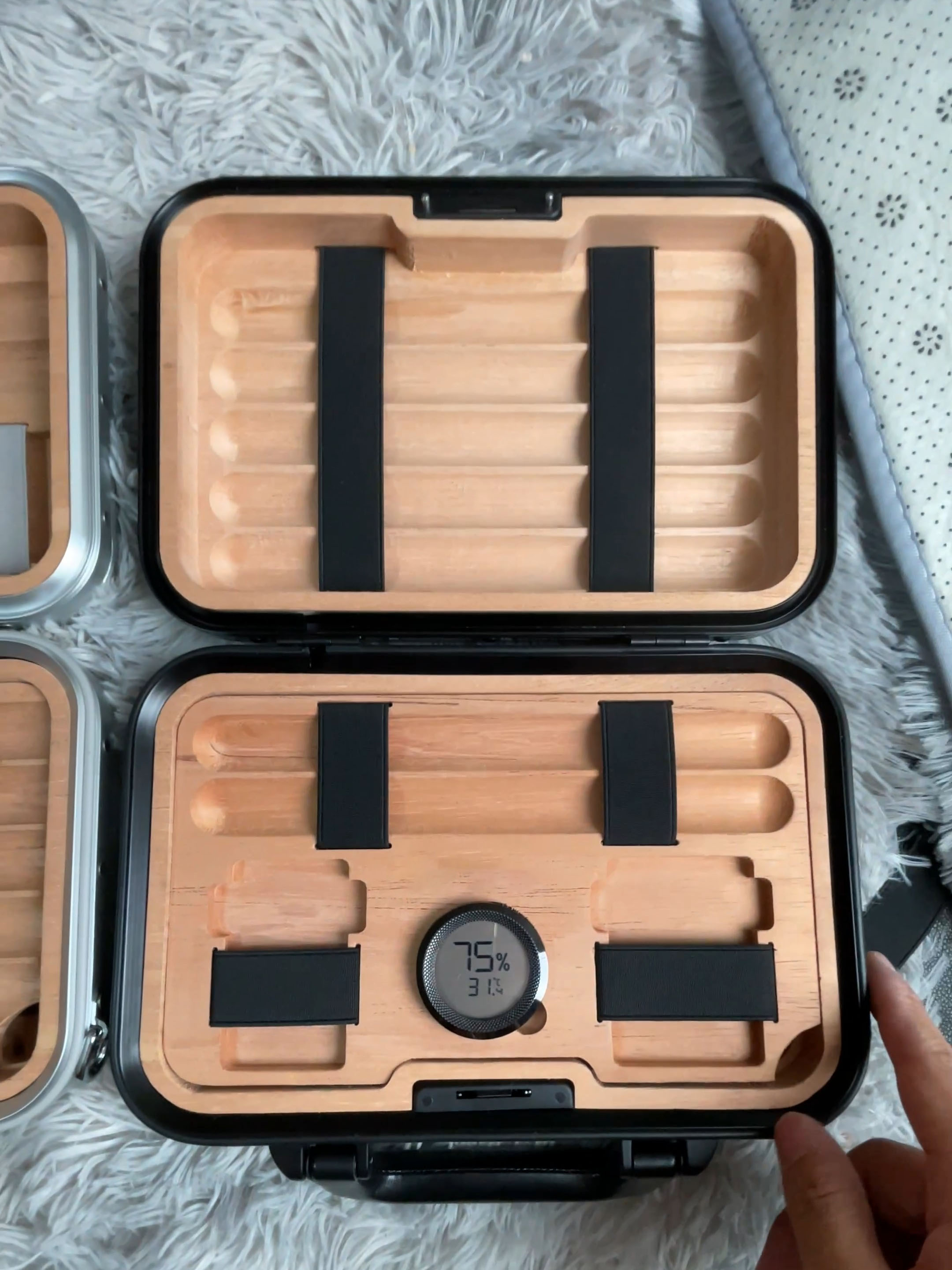 3-Layer RMW Style Aluminum Magnesium Travel Storage Case | Luxury Cedar Wood Humidor Organizer