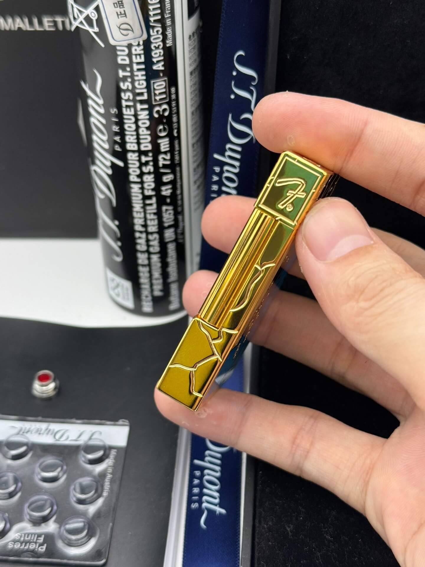 ST Dupont Ligne 2 Fender Lacquered Blue & Gold Lighter