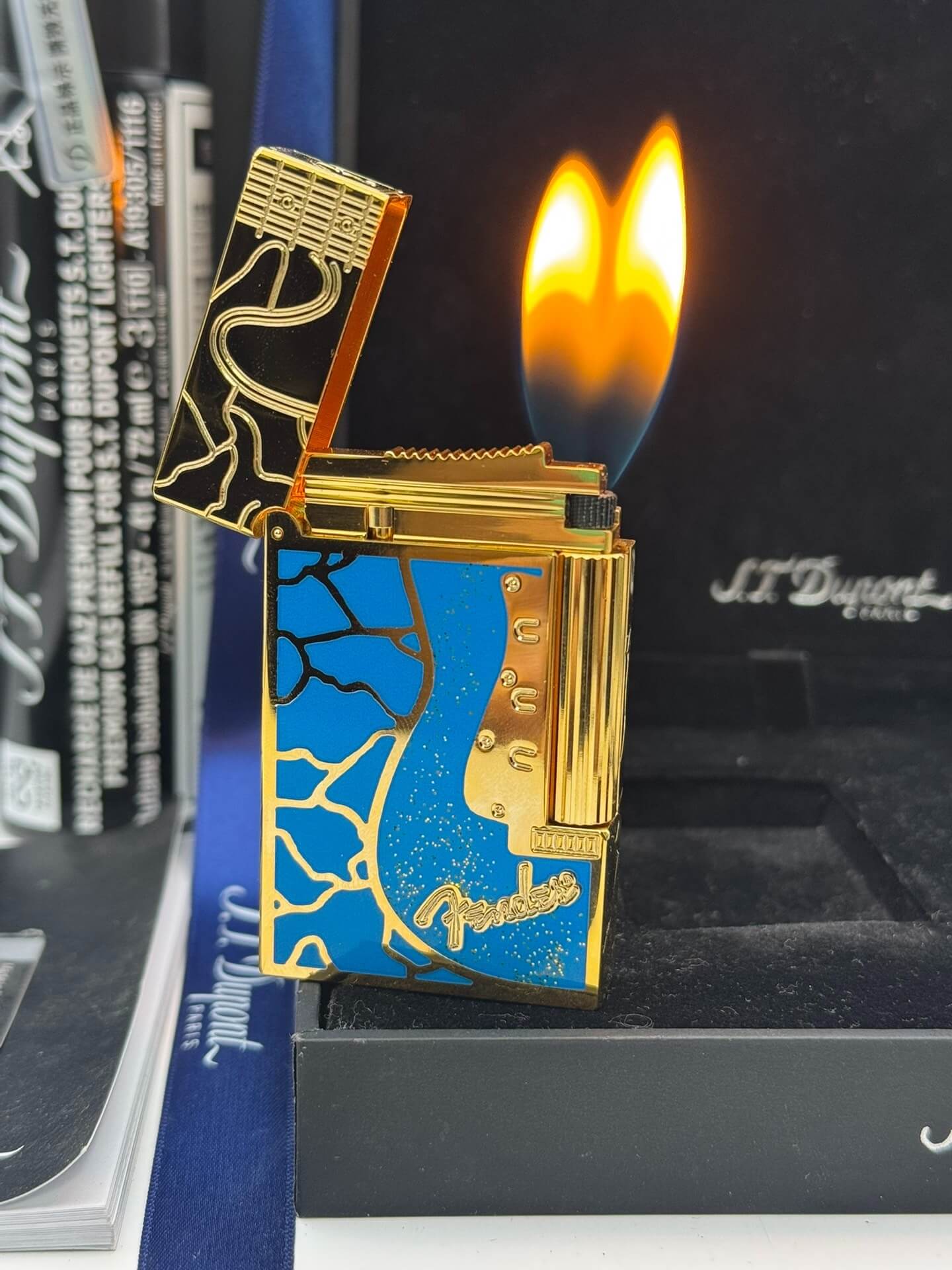 ST Dupont Ligne 2 Fender Lacquered Blue & Gold Lighter