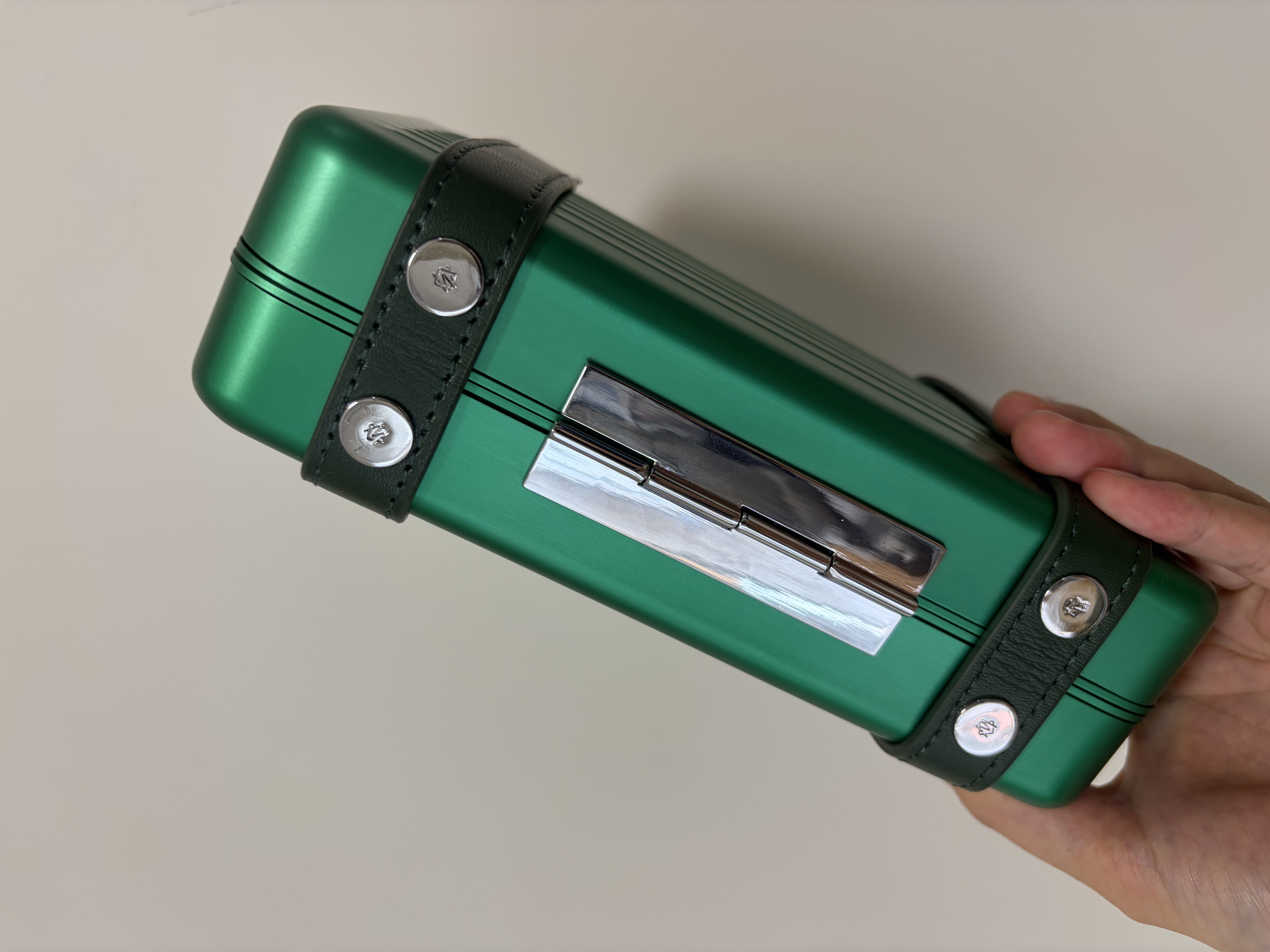 Green Luxury Cigar Travel Case – No Hygrometer RMW Style Portable Box
