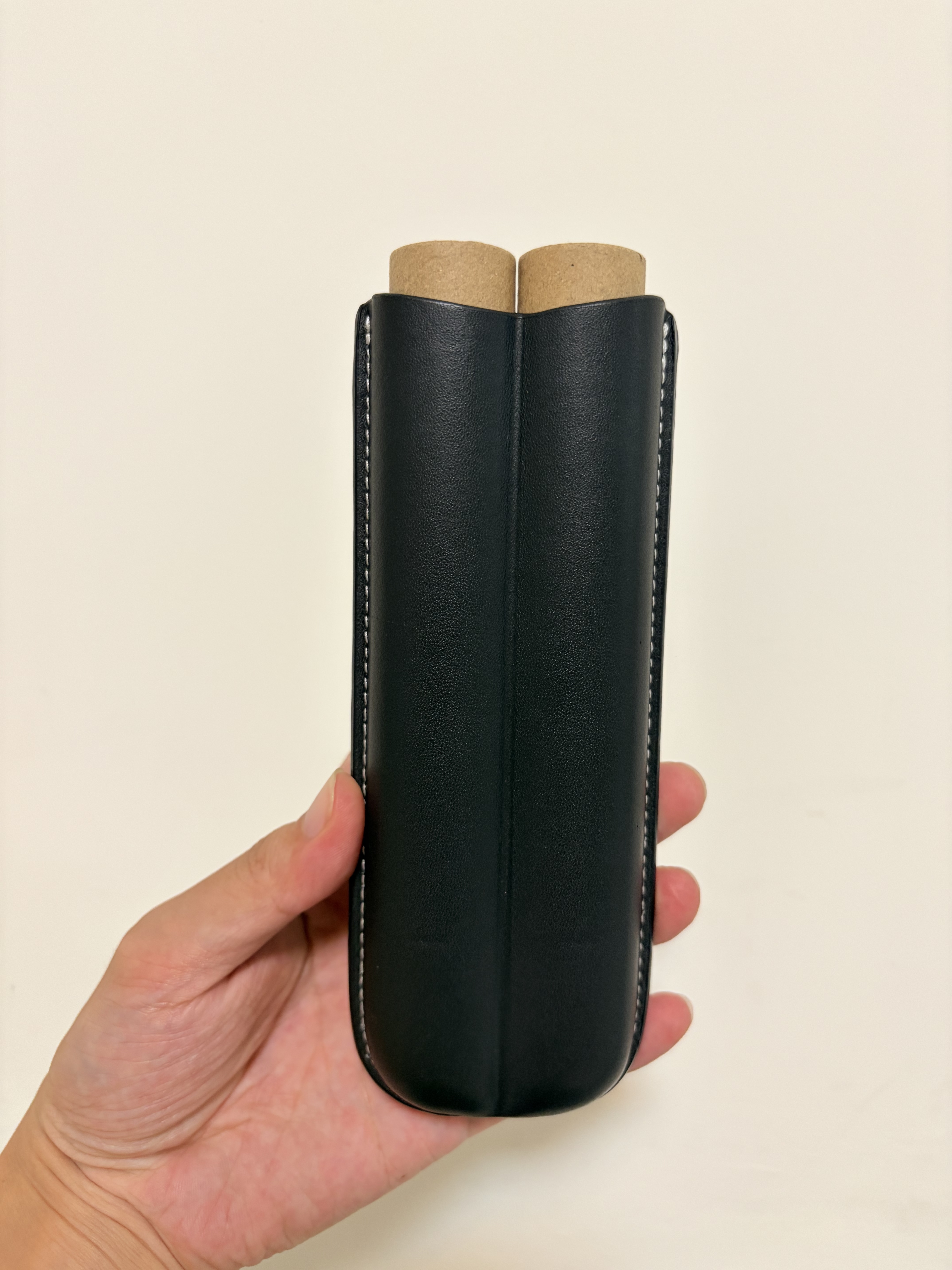Gyd Churchill Genuine Leather 2 Cigar Case | Luxury Travel Cigar Holder